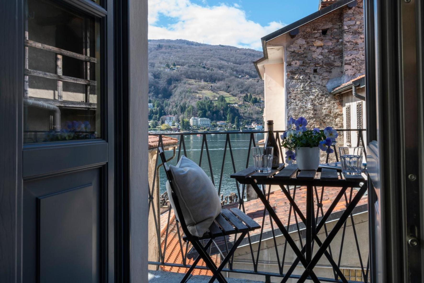 Isola Bella Apartments - Via Della Posta สเตรซา ภายนอก รูปภาพ