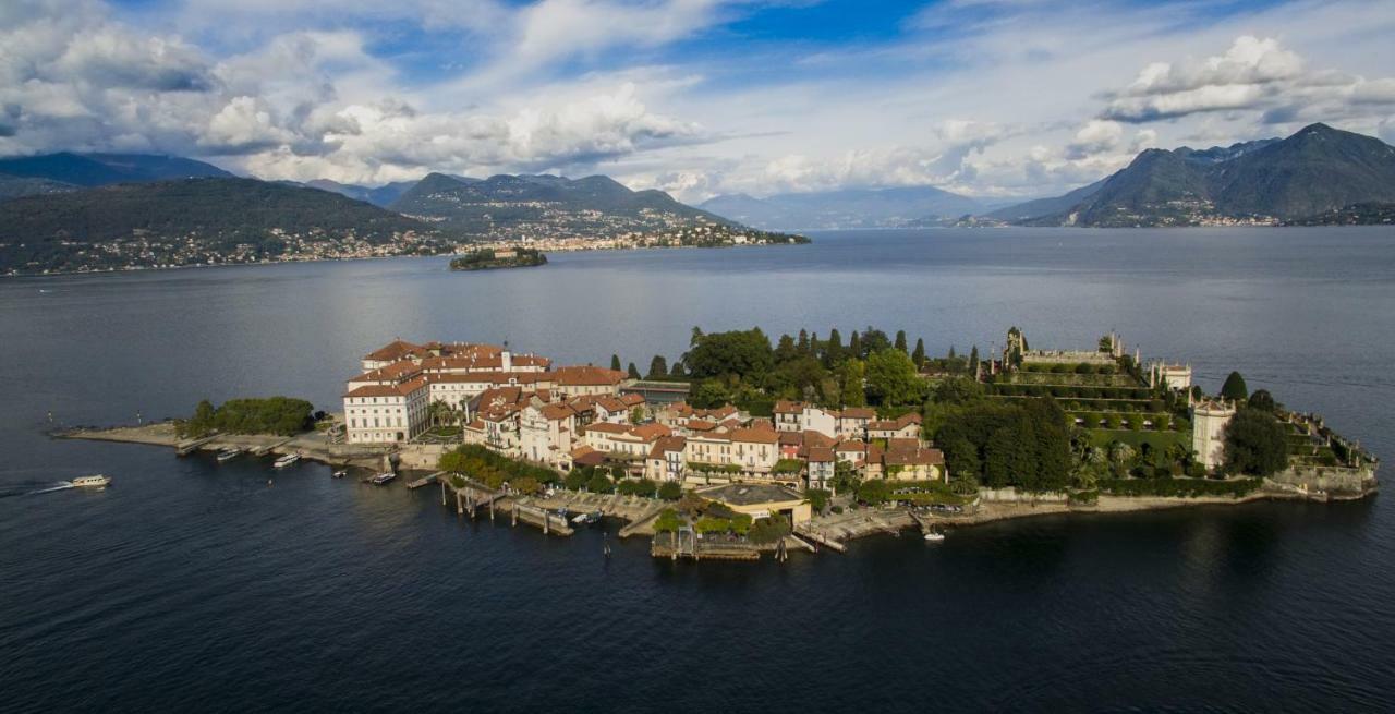 Isola Bella Apartments - Via Della Posta สเตรซา ภายนอก รูปภาพ